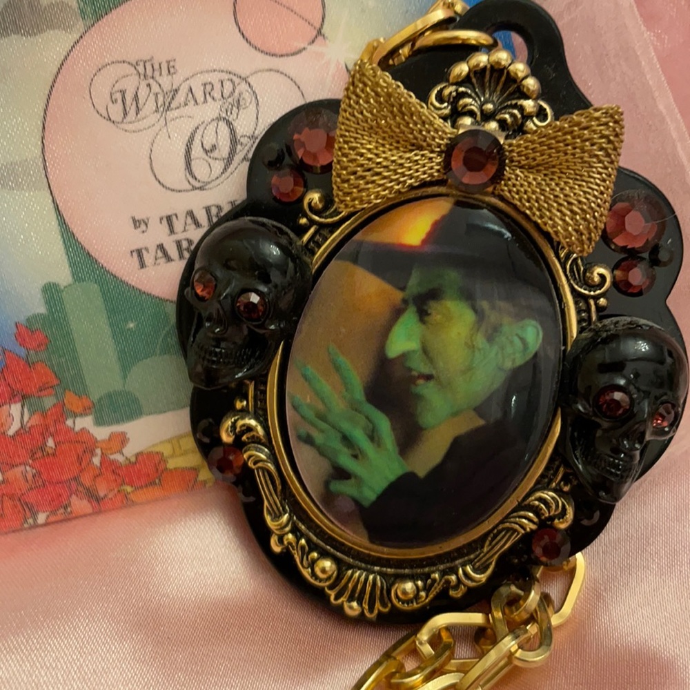 Vintage Tarina Tarantino wicked witch wizard of oz necklace RARE retired Ltd Ed - Picture 2 of 10